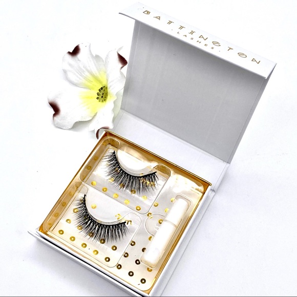 Battington Other - NIB Battington Monroe 3D Silk Lashes + Glue Kit